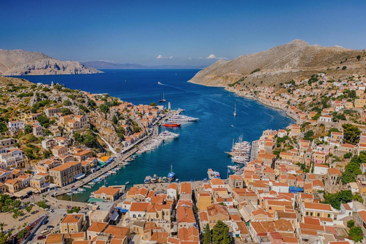 Maravelia'S Rooms Symi Exteriör bild